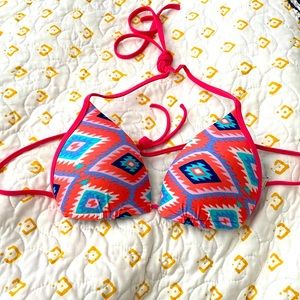 HOLLISTER TRIBAL BIKINI TOP